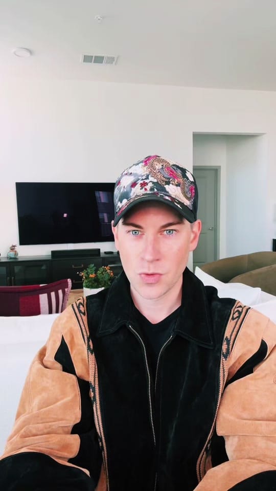Post 10 by Hartley Vandar on TikTok (video)