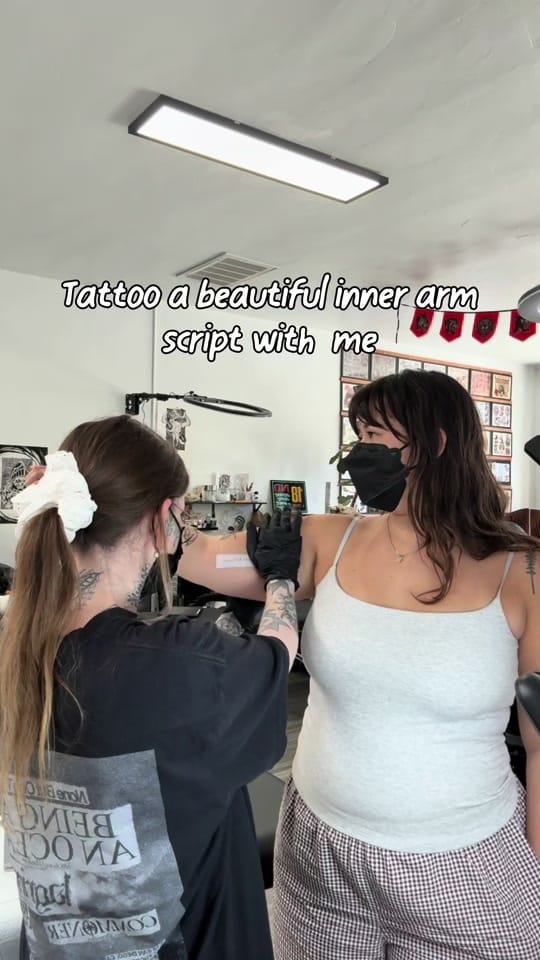 Post 1 by snoeflinga.tattoo on TikTok (video)