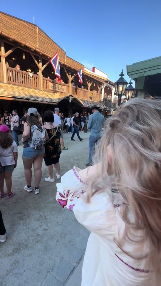 Post 7 by 𝒱𝒶𝓃𝑒𝓈𝓈𝒶 || aus Bayern on TikTok (video)