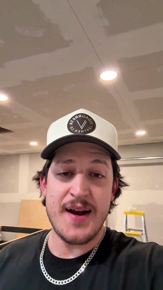 Post 1 by Nate Vidaurreta on TikTok (video)