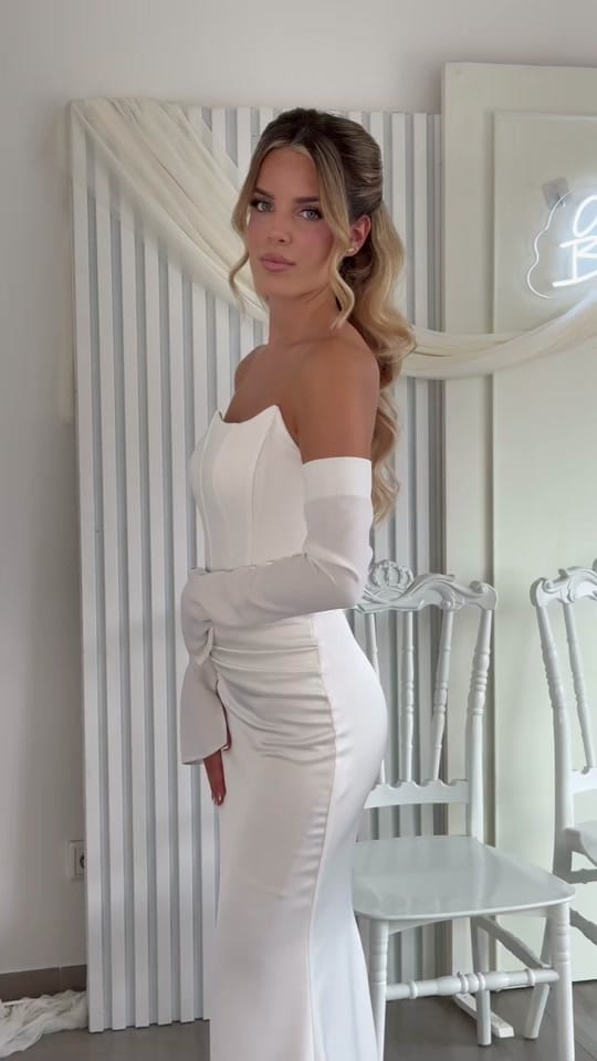 Post 2 by contentbyfeyza on TikTok (video)