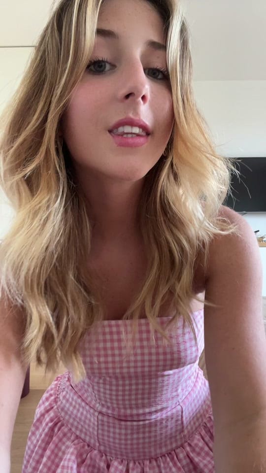 Post 10 by zoebereal 🫶🏻☀️🥂🌊 on TikTok (video)