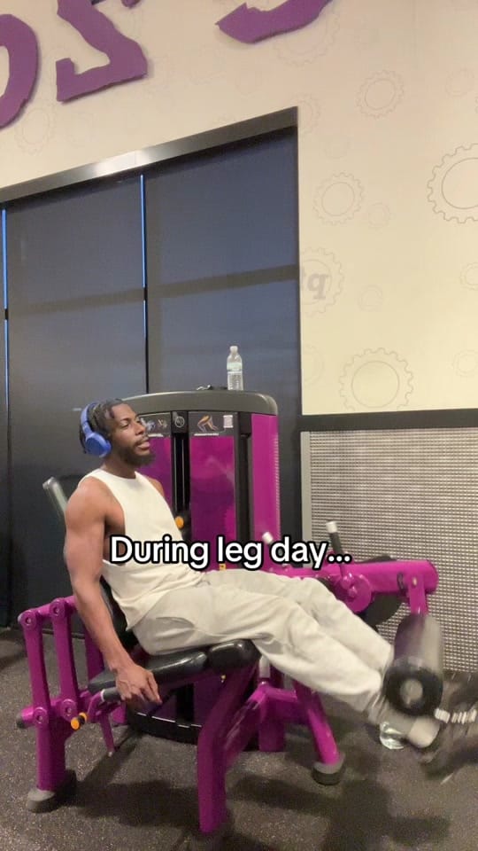 Post 6 by 2throwedmuzik on TikTok (video)