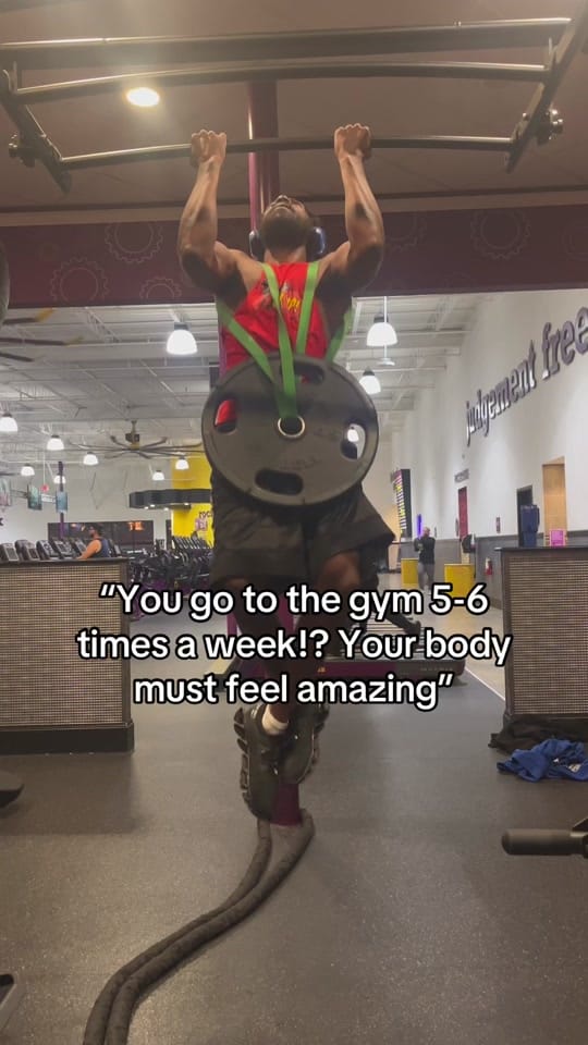 Post 8 by 2throwedmuzik on TikTok (video)