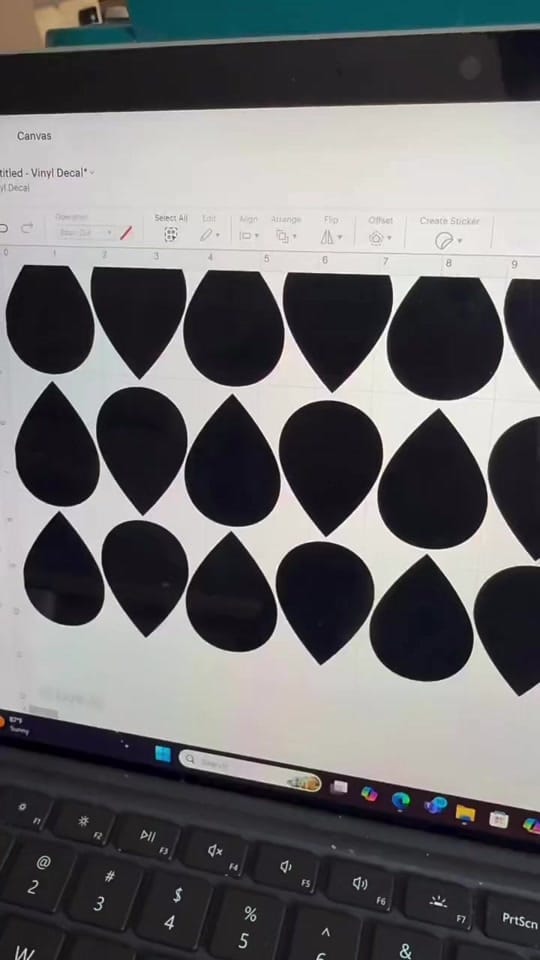 Post 10 by La Casa de Carton on TikTok (video)