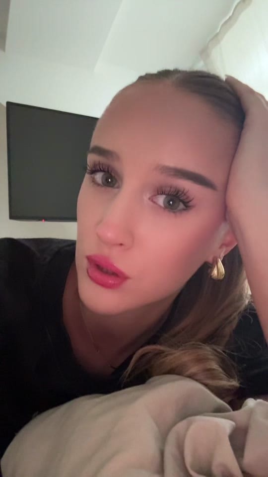 Post 9 by 🤫arlotte on TikTok (video)