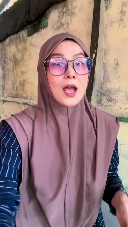 Post 4 by De'i on TikTok (video)
