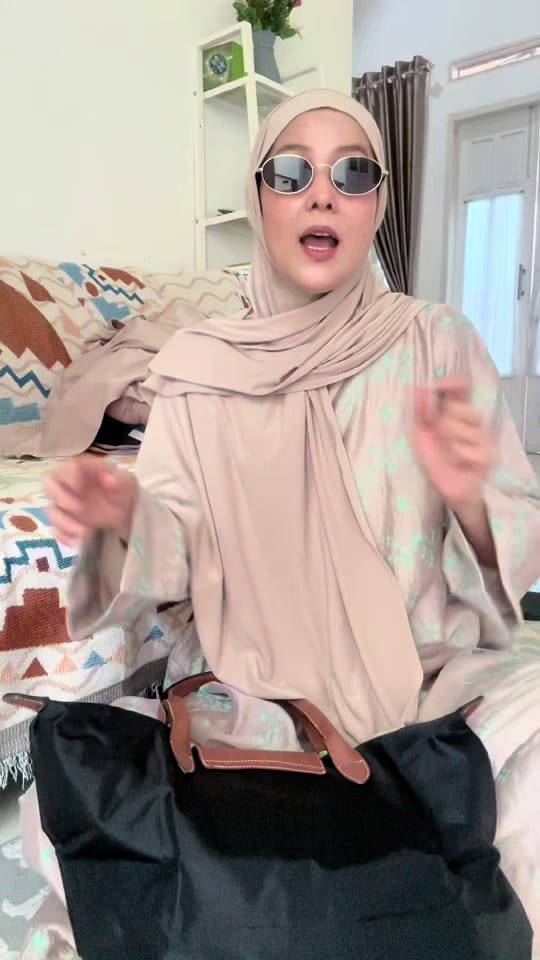 Post 5 by De'i on TikTok (video)
