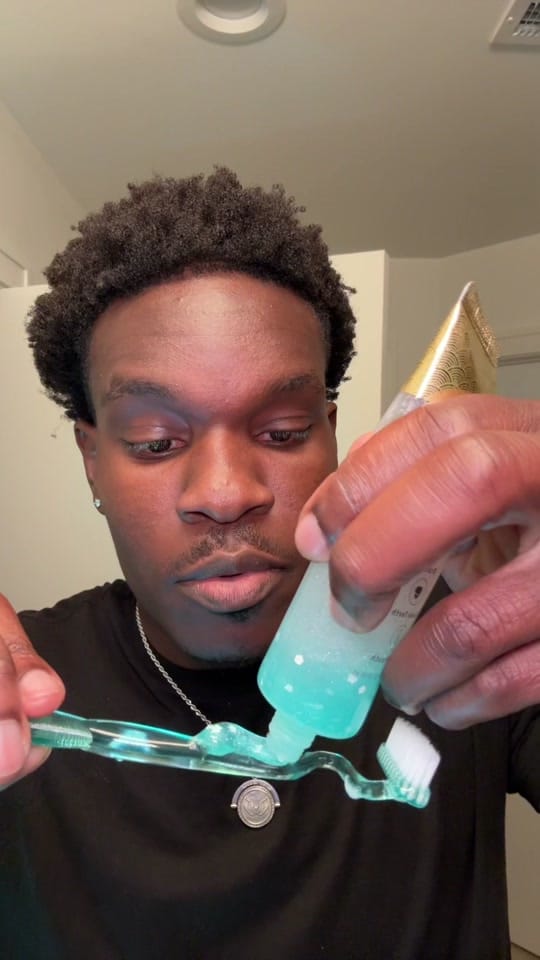 Post 4 by Joshua Fragrance on TikTok (video)