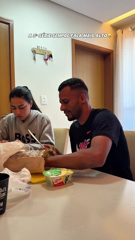 Post 3 by Cm2.oficial on TikTok (video)