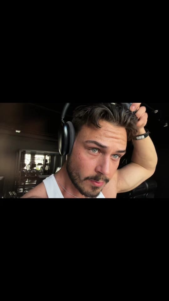 Post 8 by fitjannis on TikTok (video)