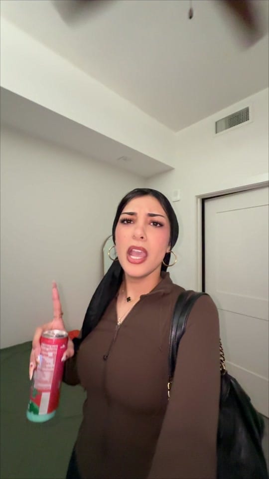 Post 2 by Randa Rosa on TikTok (video)