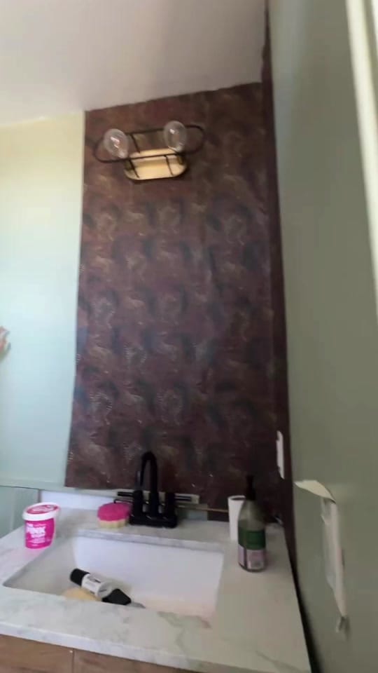 Post 4 by Miquelle Noelle on TikTok (video)