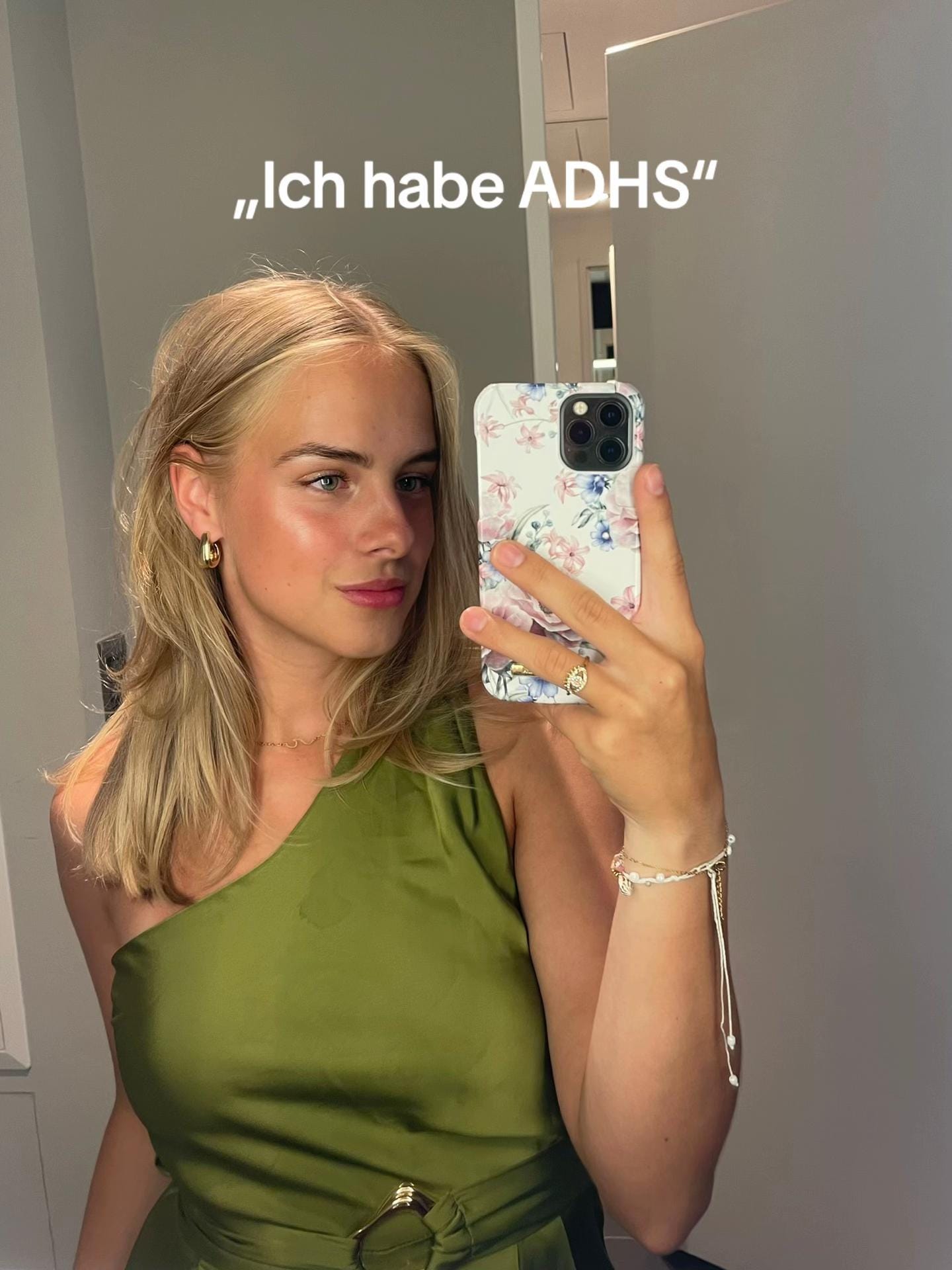 Post 9 by sophie on TikTok (video)