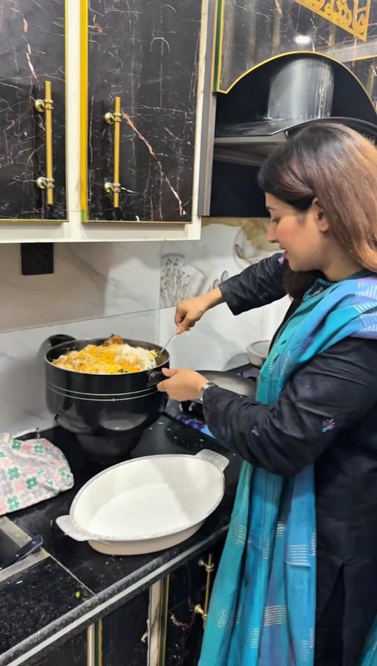 Post 7 by Rimsha Habib on TikTok (video)