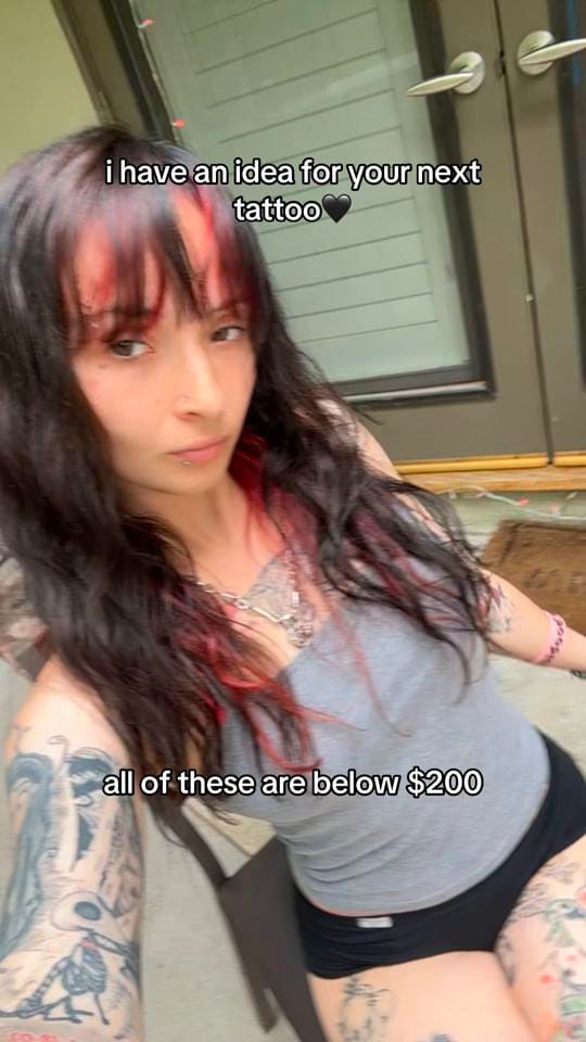 Post 9 by WĦITEWIDØWTATTØØZ on TikTok (video)