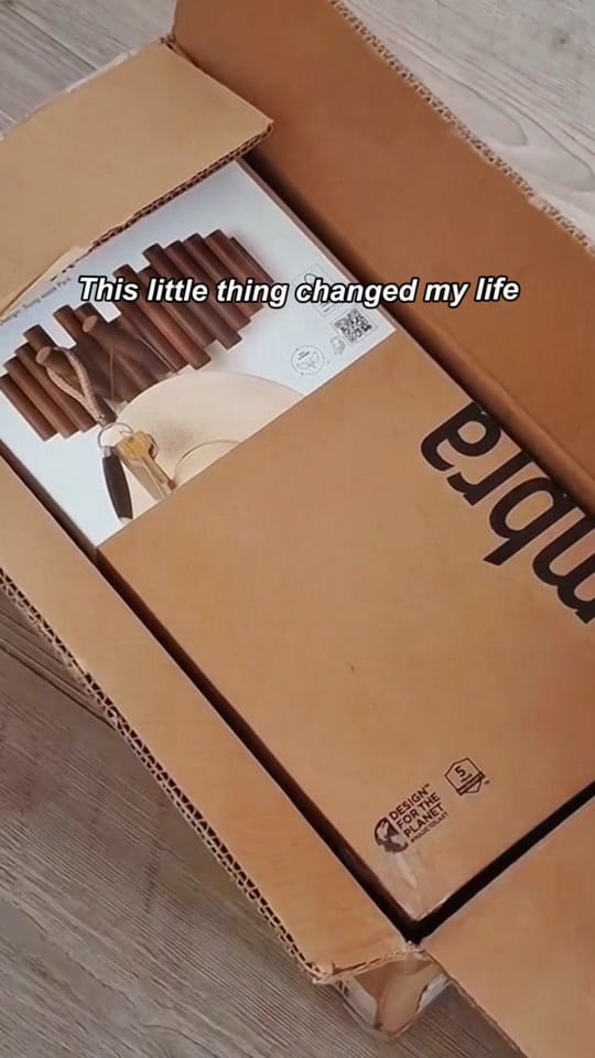 Post 4 by Lisa’s lil shop on TikTok (video)