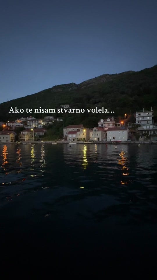 Post 1 by sila.journal on TikTok (video)