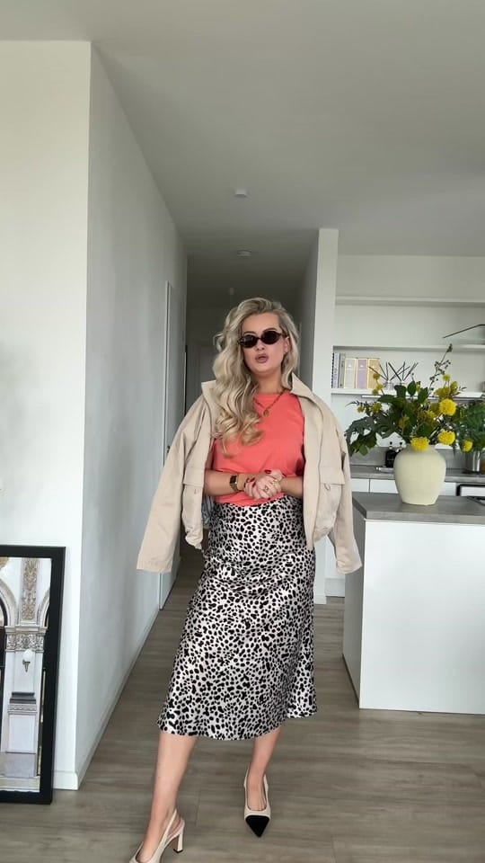 Post 3 by jaanaafischer on TikTok (video)