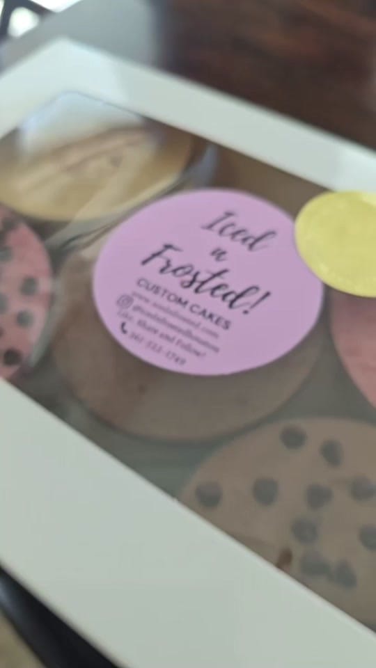 Post 5 by Iced n Frosted Custom Cakes on TikTok (video)