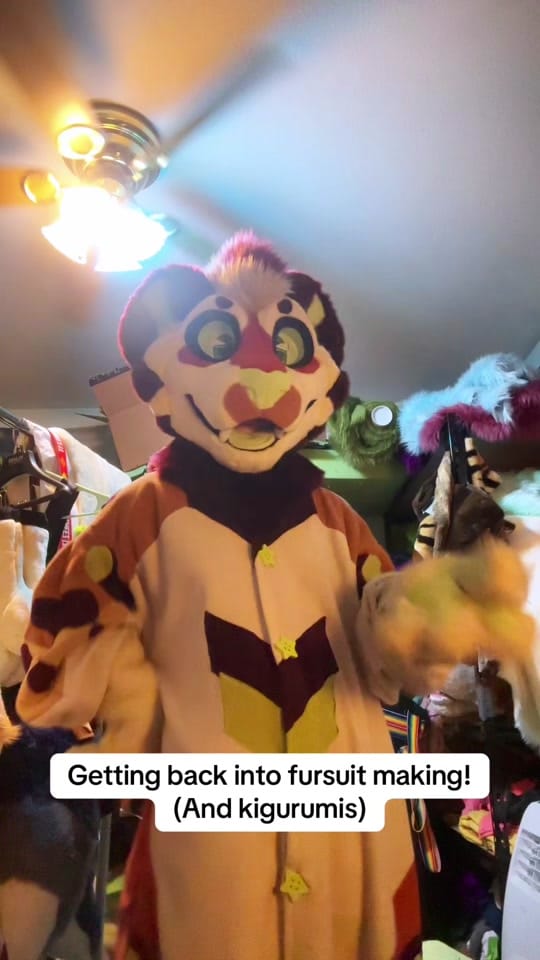 Post 4 by Peckish.Paws on TikTok (video)