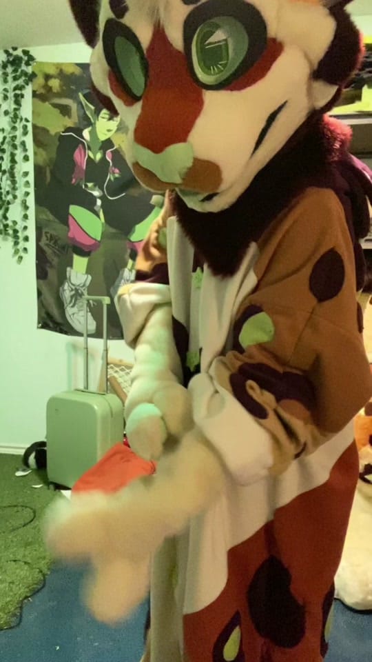 Post 10 by Peckish.Paws on TikTok (video)