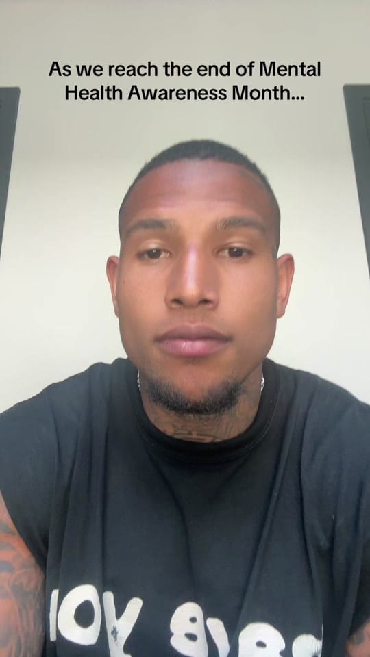 Post 6 by Darren Waller on TikTok (video)