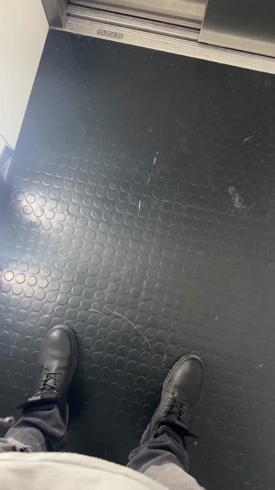 Post 1 by Nils Moh on TikTok (video)