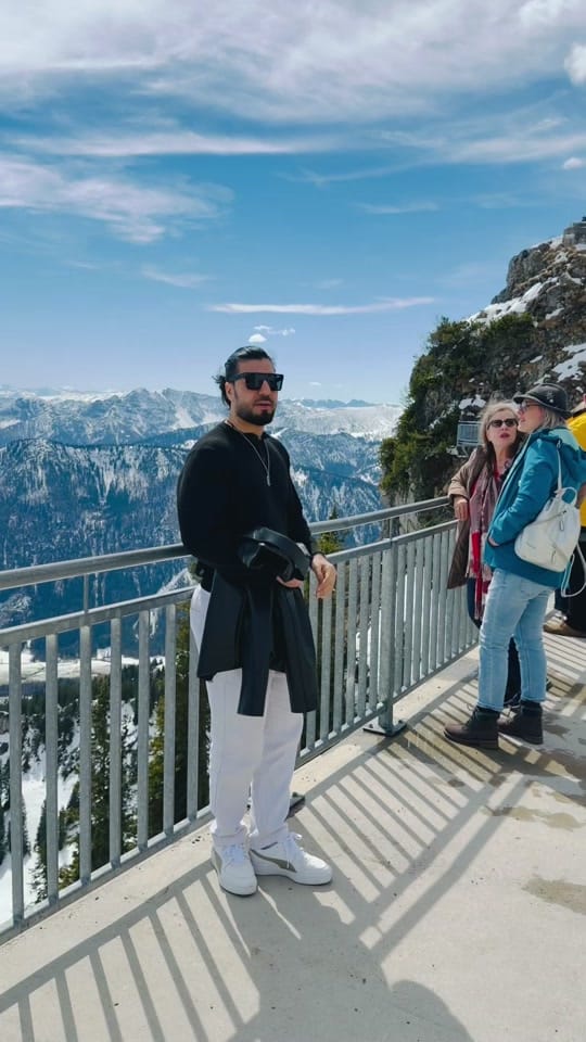 Post 6 by shahru khan on TikTok (video)