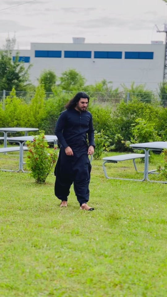 Post 7 by shahru khan on TikTok (video)
