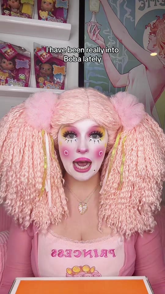 Post 5 by Kandy Seoul on TikTok (video)