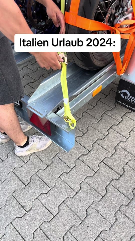 Post 8 by Louis | Supermoto 🌩️💜 on TikTok (video)