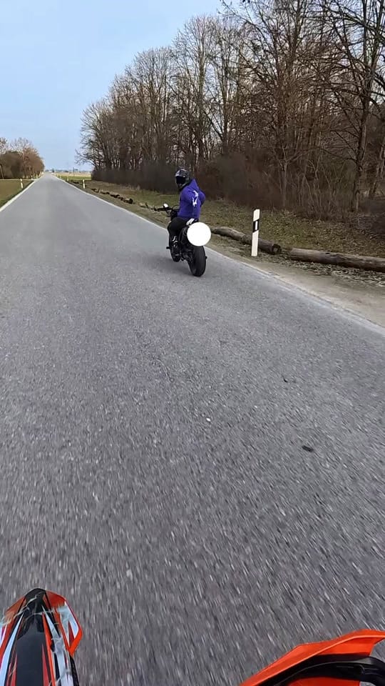 Post 4 by Louis | Supermoto 🌩️💜 on TikTok (video)
