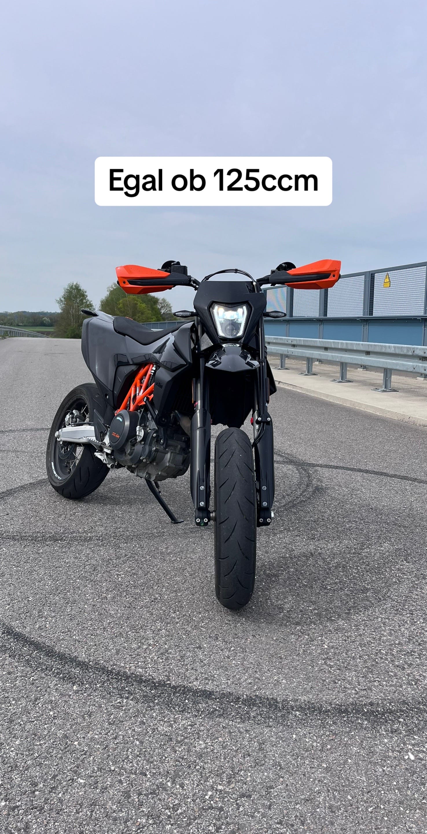Post 9 by Louis | Supermoto 🌩️💜 on TikTok (video)