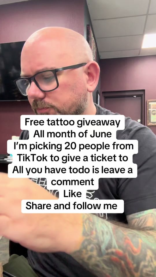 Post 6 by derekscottart on TikTok (video)