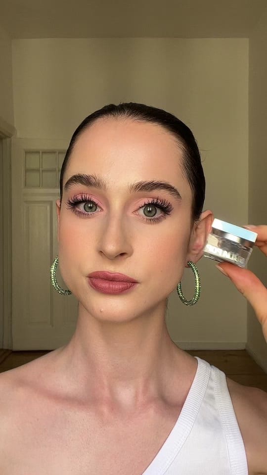 Post 9 by ROSE on TikTok (video)