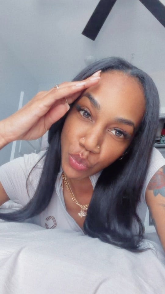 Post 4 by Bia Love on TikTok (video)