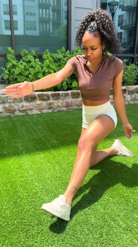 Post 6 by Bia Love on TikTok (video)