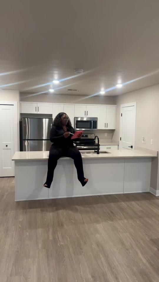 Post 10 by Jas Monae on TikTok (video)