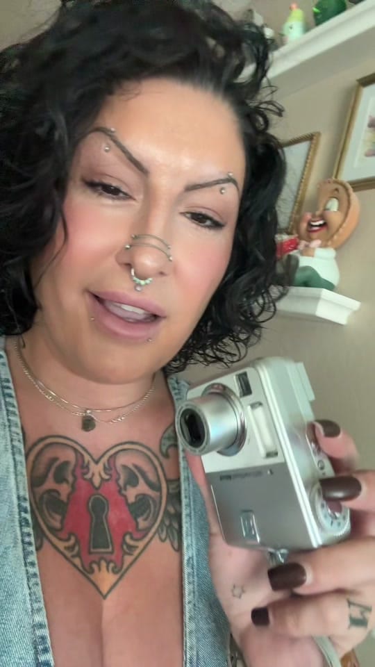 Post 10 by Amina on TikTok (video)