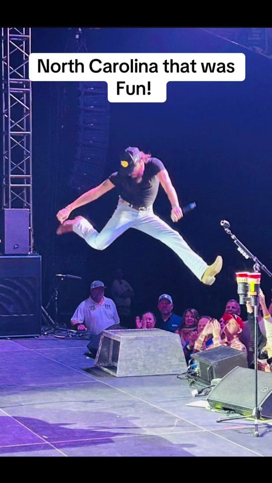 Post 2 by Chris Janson on TikTok (video)