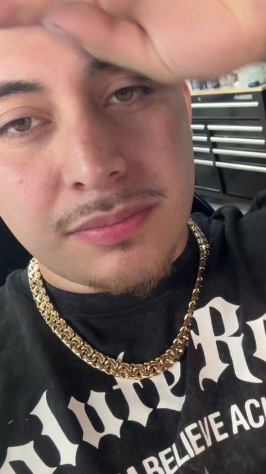 Post 4 by Ivan Guzman on TikTok (video)