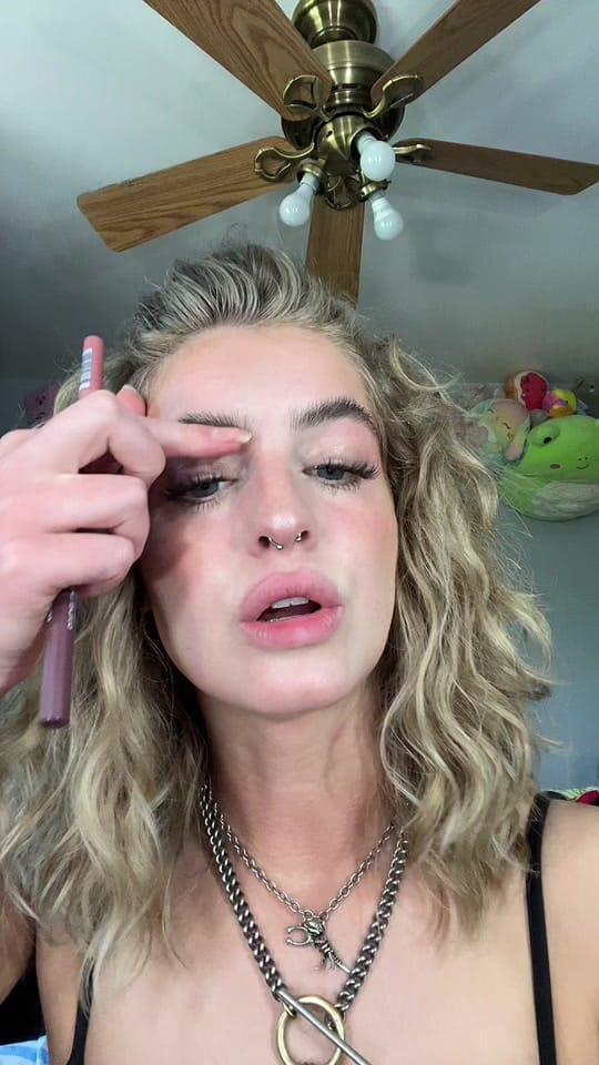 Post 6 by emmaoliviabrown on TikTok (video)