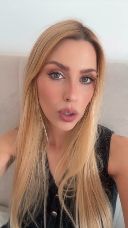 Post 10 by Brenda Mercedes Fox on TikTok (video)