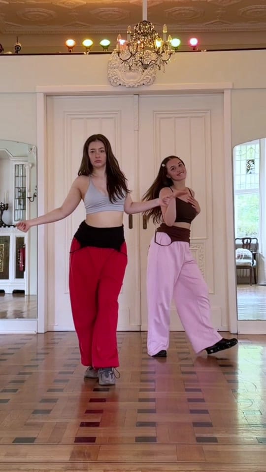 Post 1 by Nicole💫 on TikTok (video)