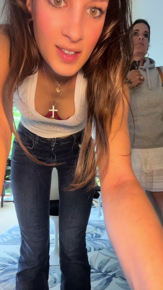 Post 1 by Lotti on TikTok (video)