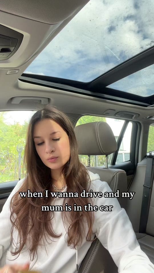 Post 10 by Lotti on TikTok (video)