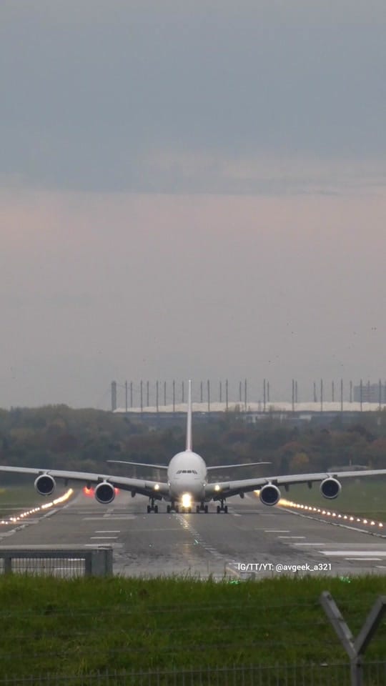 Post 10 by avgeek_a321🇩🇪🇪🇺 on TikTok (video)