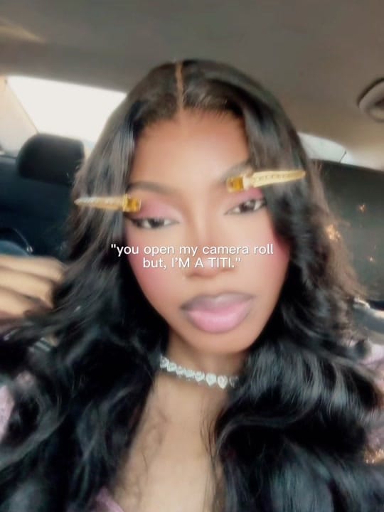 Post 1 by Essence👩🏽‍❤️‍💋‍👩🏽 on TikTok (video)