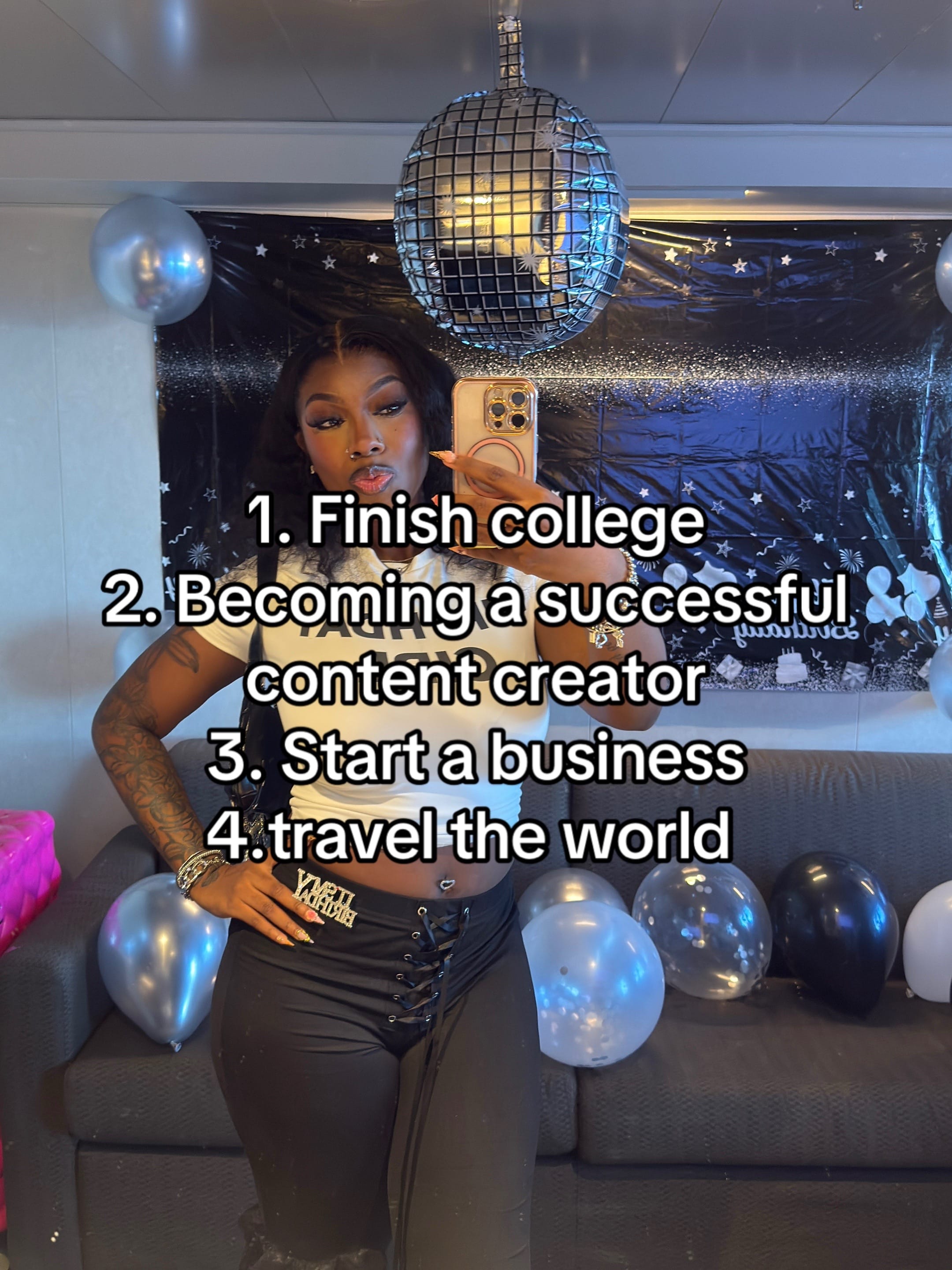 Post 2 by Essence👩🏽‍❤️‍💋‍👩🏽 on TikTok (video)